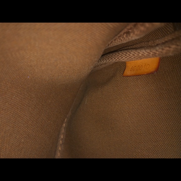 Louis Vuitton monogram Authentic Pouchette - Picture 5 of 8